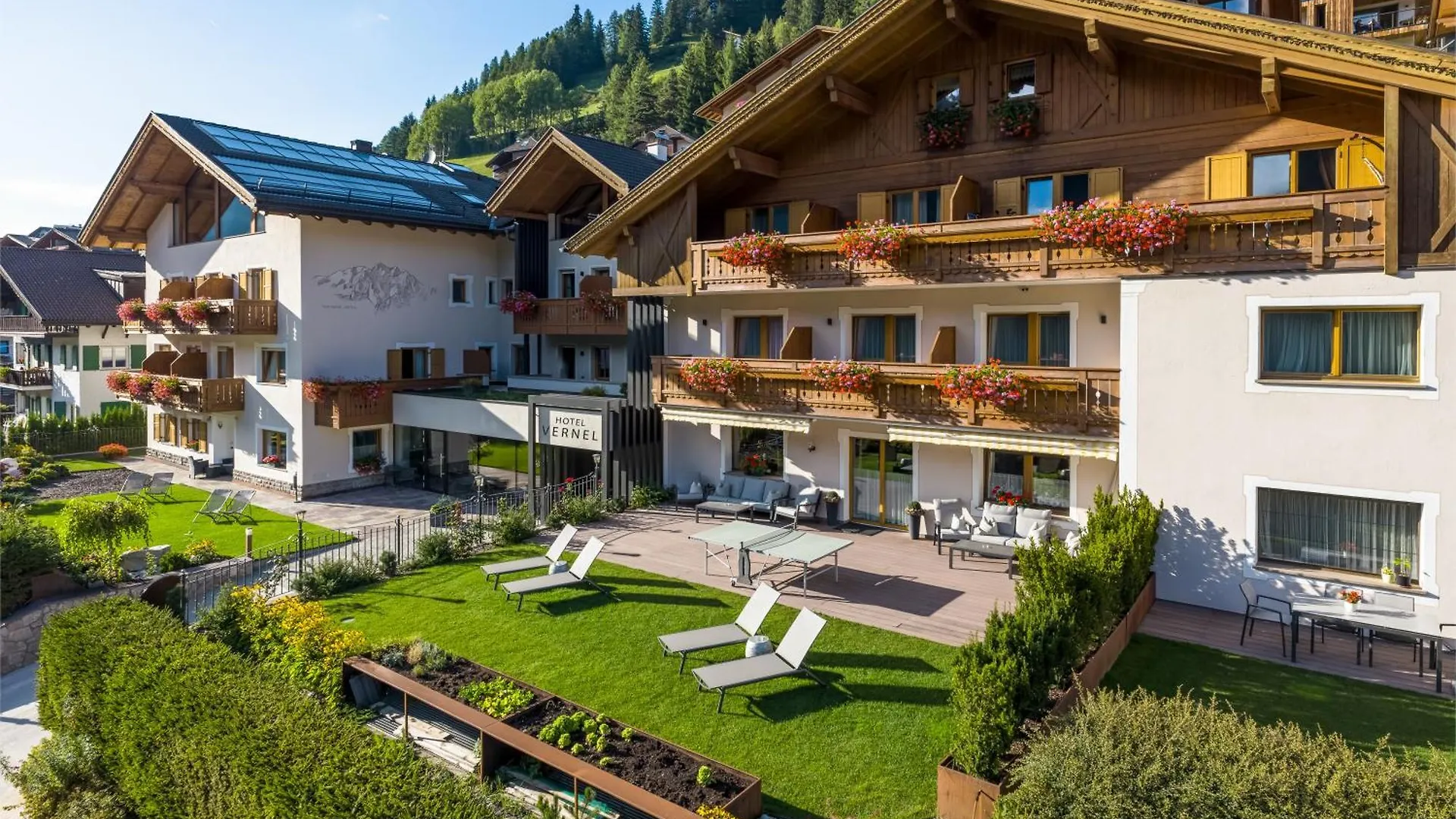 Soggiornare vicino alla Seggiovia 41 Cir: 15 Hotel Centrali a Confronto