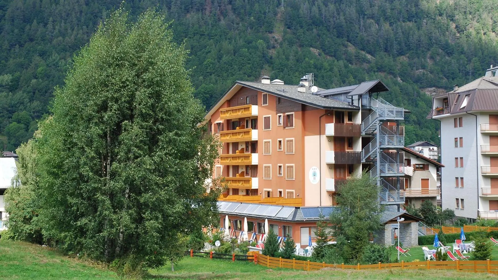 Soggiorno nelle Alpi: 15 Hotel per Famiglie a Confronto