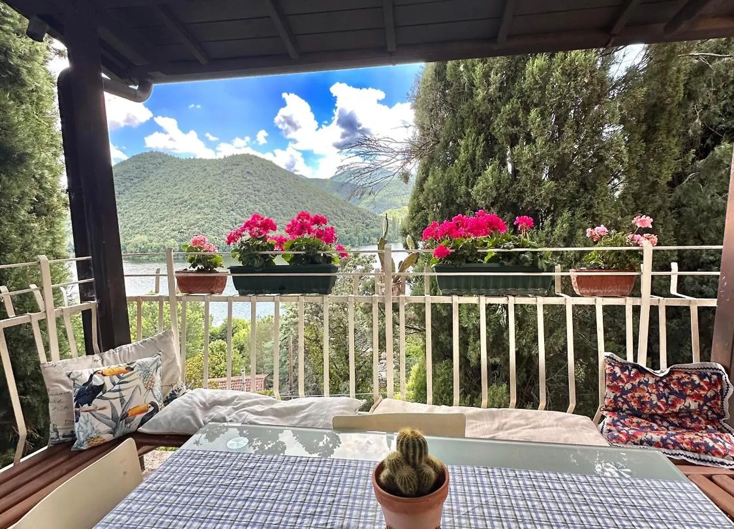 6 Ville Vacanza Smart nel Centro Italia da Prenotare