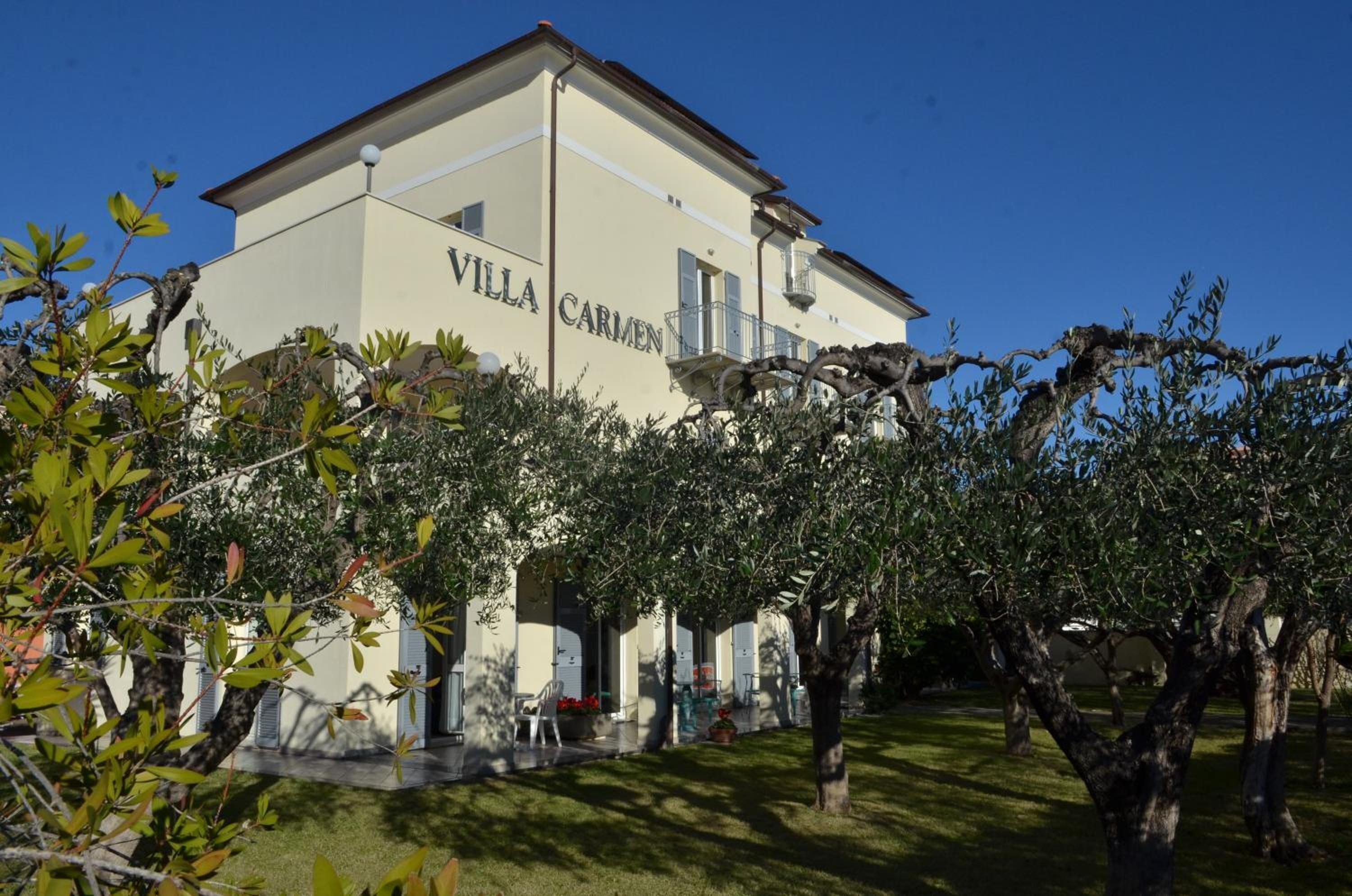Where to Stay Near Sala Giochi: 10 Hotel Centrali a Pietra Ligure