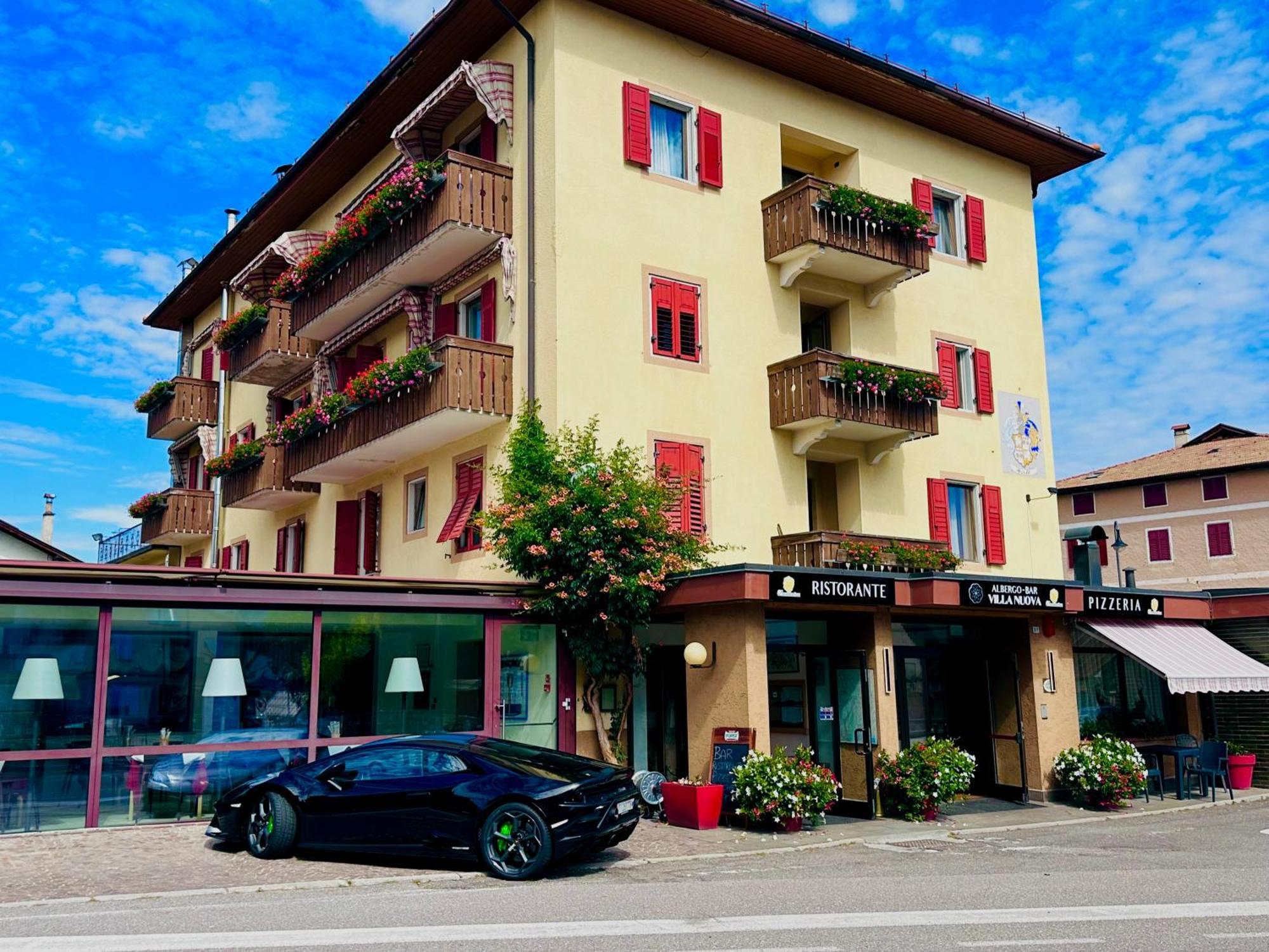 Soggiornare nelle Dolomiti: 15 Hotel Centrali a Confronto