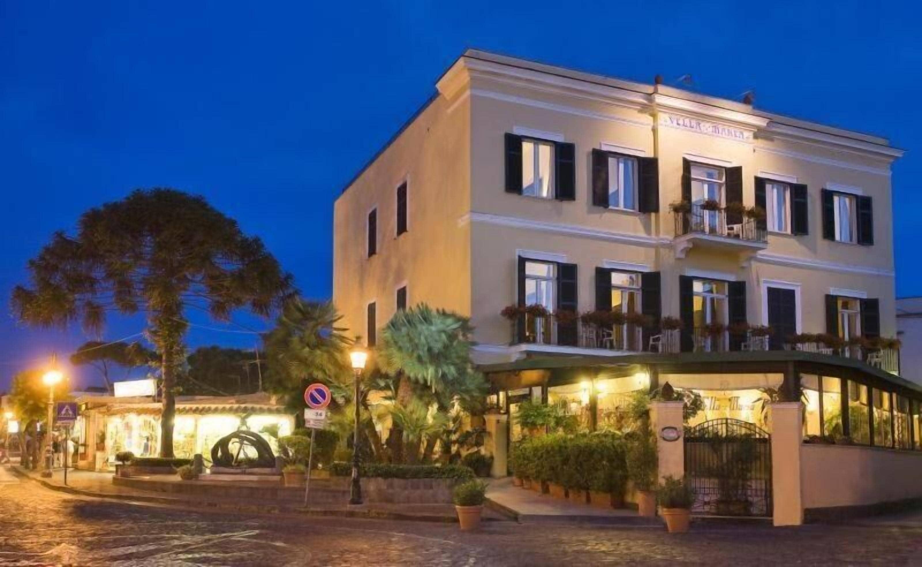 7 Hotel sul Mare in Costiera Amalfitana e Golfo di Napoli